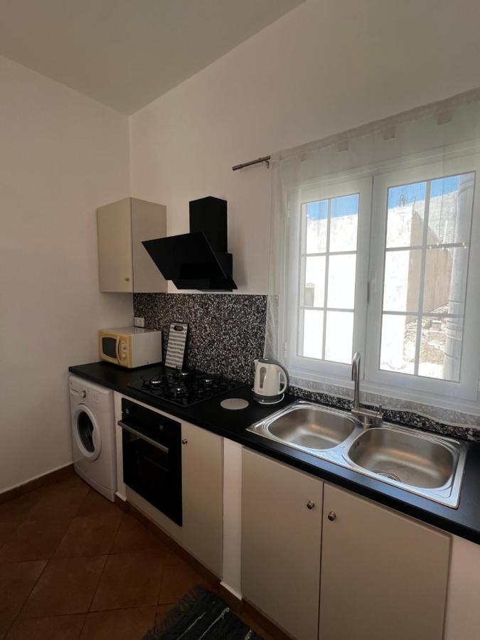 Seaside Apartments Kalymnos Town Bagian luar foto