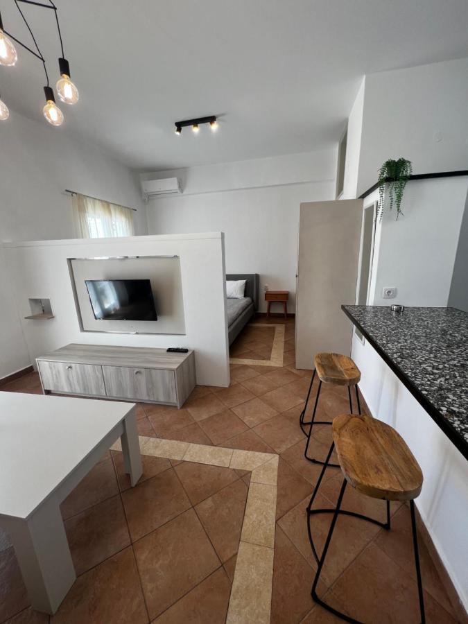 Seaside Apartments Kalymnos Town Bagian luar foto